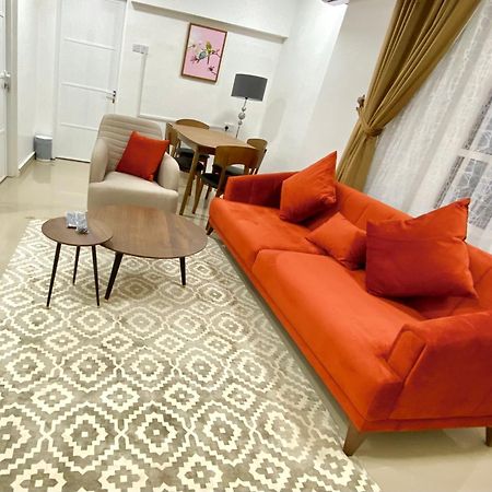 Ferienwohnung Alhamra Horizons Al Ḩamrāʼ Exterior foto