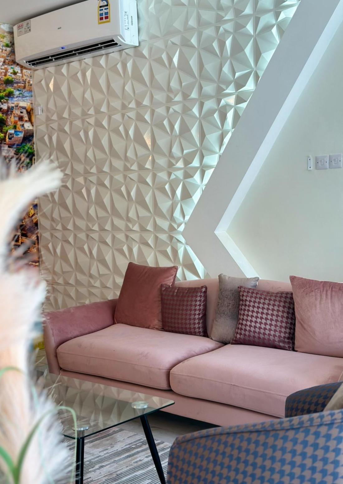 Ferienwohnung Alhamra Horizons Al Ḩamrāʼ Exterior foto