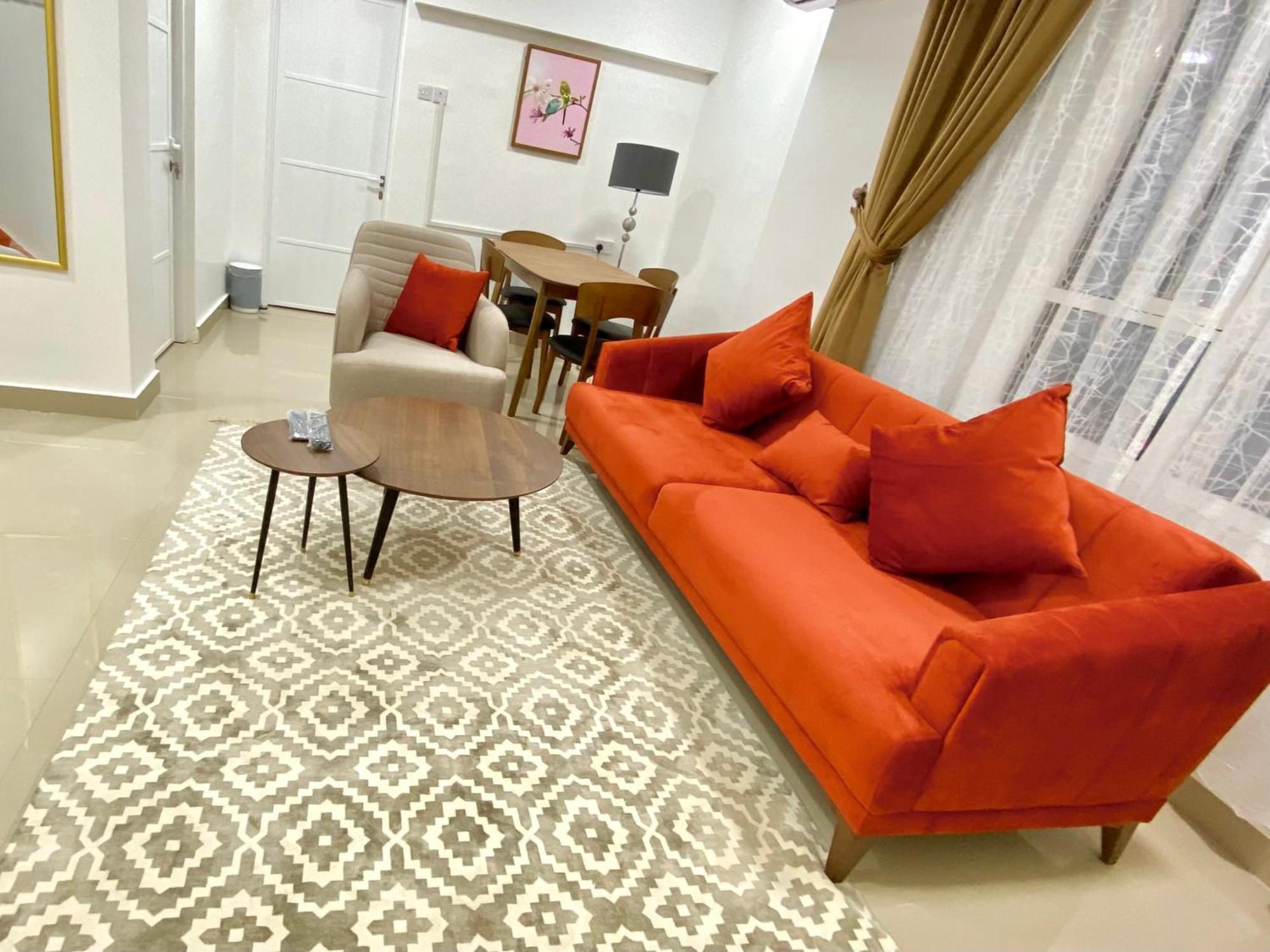 Ferienwohnung Alhamra Horizons Al Ḩamrāʼ Exterior foto