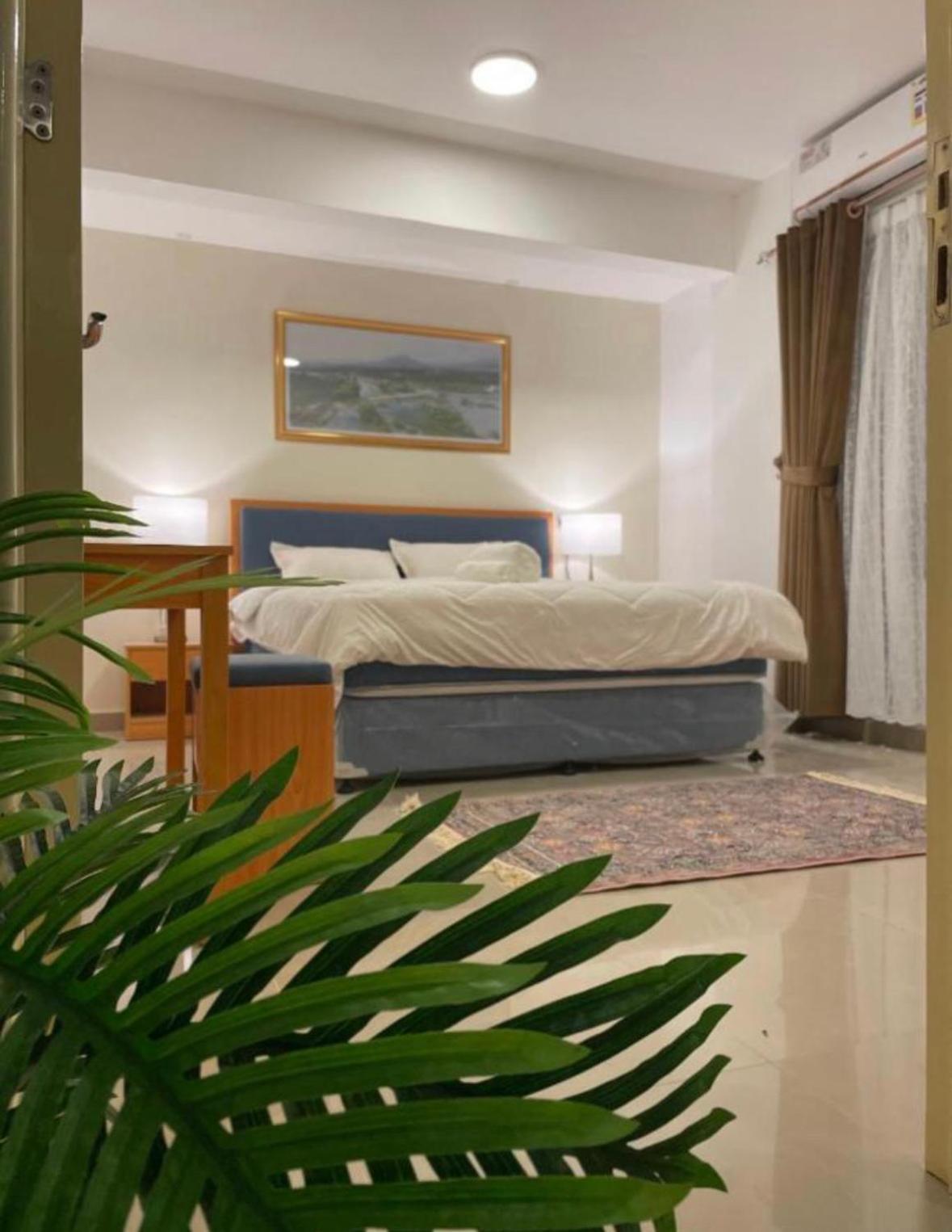 Ferienwohnung Alhamra Horizons Al Ḩamrāʼ Exterior foto